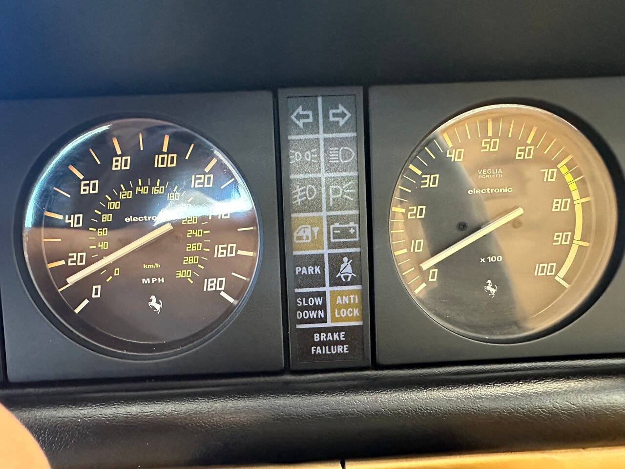 1988 Ferrari Mondial 3.2 88