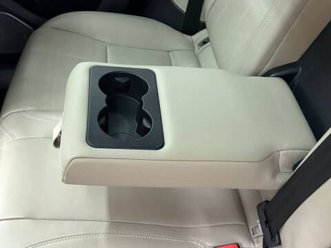 2019 Land Rover Range Rover Velar P380 R-Dynamic HSE