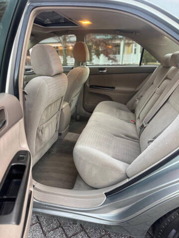 2005 Toyota Camry SE