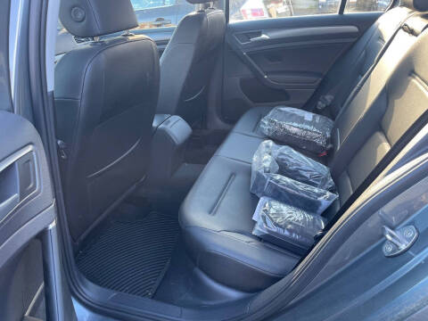 2020 Volkswagen Golf TSI