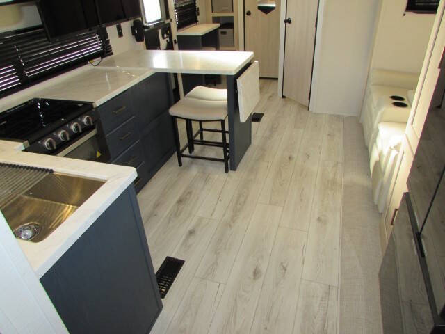 2025 Forest River AVENGER 25