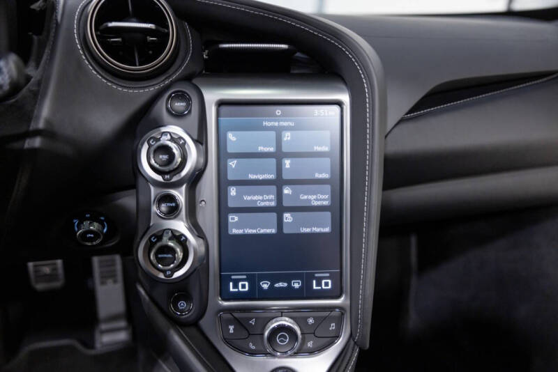 2022 McLaren 720S Spider