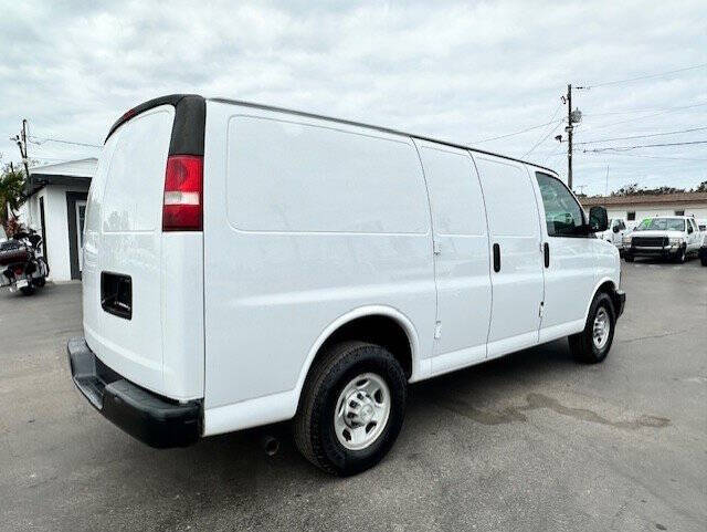 2018 Chevrolet Express 2500