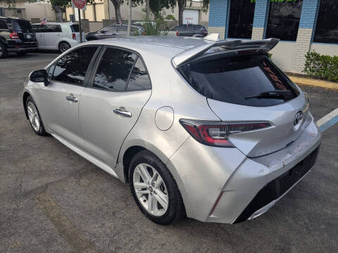 2019 Toyota Corolla Hatchback SE