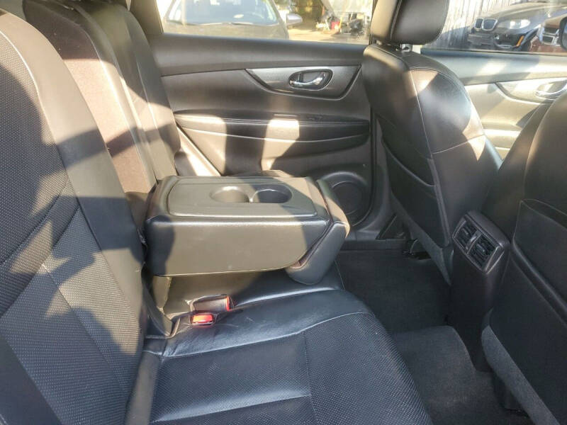 2015 Nissan Rogue SV