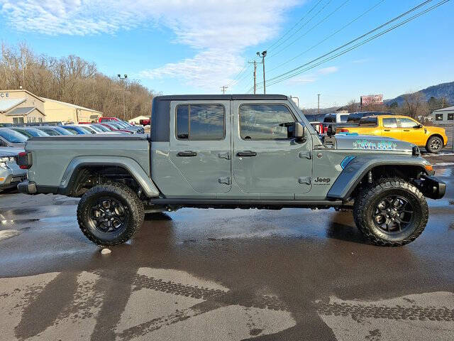2024 Jeep Gladiator Willys