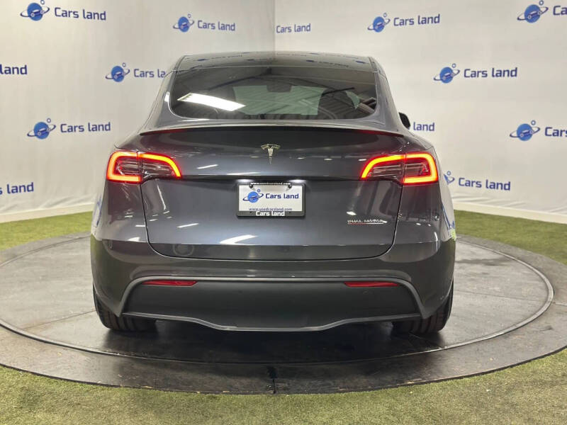 2023 Tesla Model Y Performance