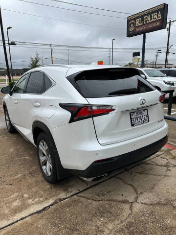 2017 Lexus NX 200t