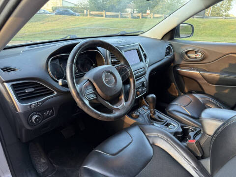 2019 Jeep Cherokee Latitude Plus