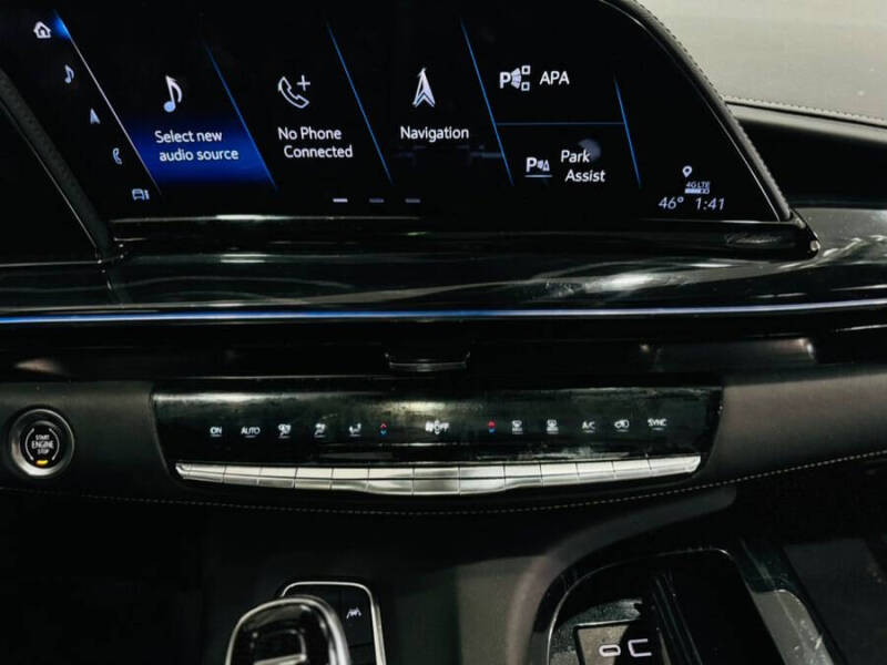 2023 Cadillac Escalade Sport