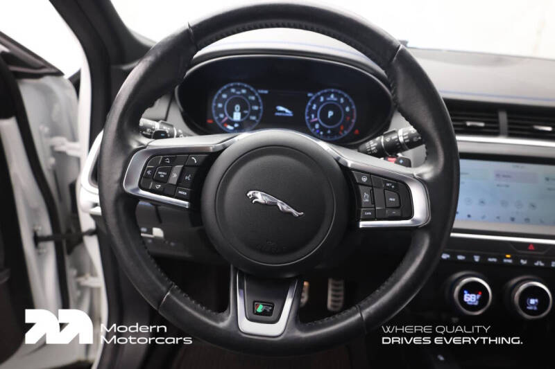 2020 Jaguar E-PACE P300 R-Dynamic SE