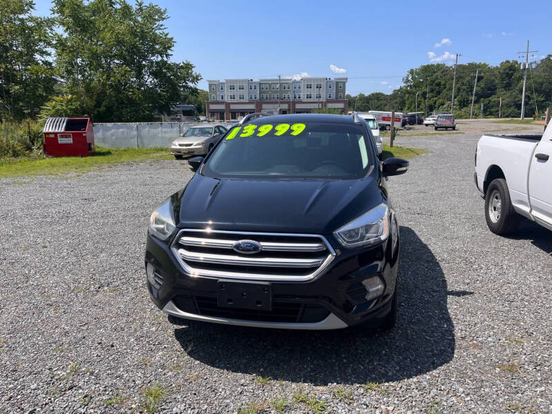 2017 Ford Escape null photo 3