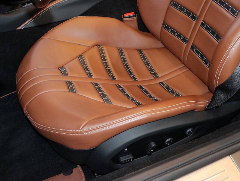 2021 Ferrari 812 GTS