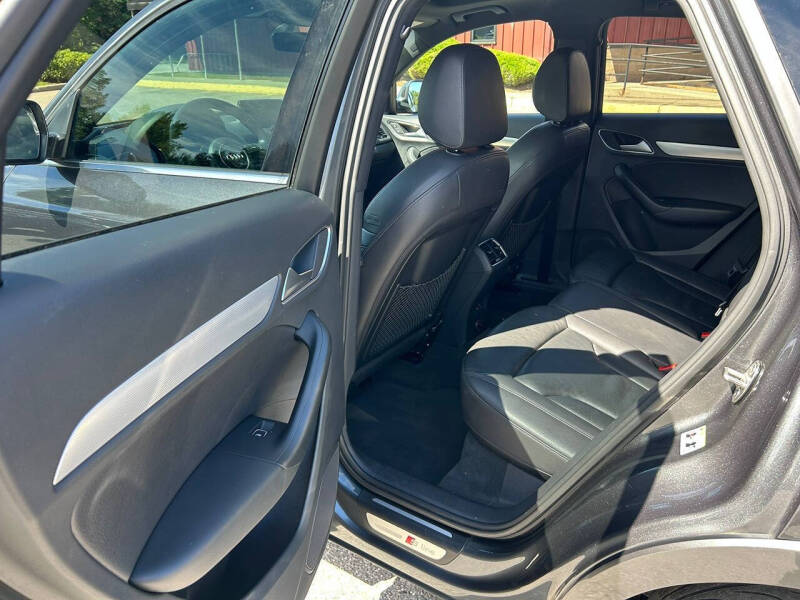 2018 Audi Q3 2.0T quattro Premium Plus