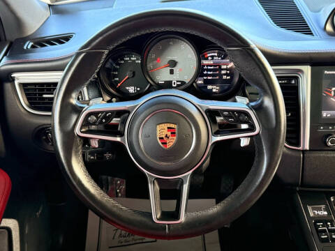 2017 Porsche Macan S