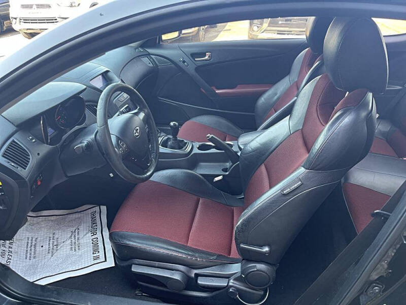 2012 Hyundai Genesis Coupe