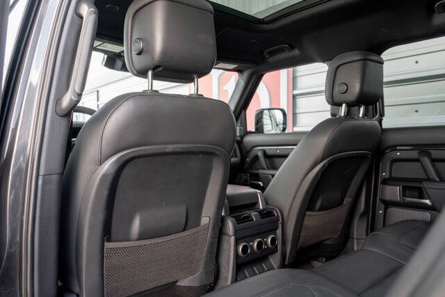 2023 Land Rover Defender 53