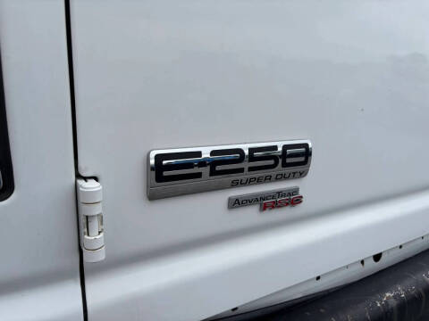 2011 Ford E-Series E-250