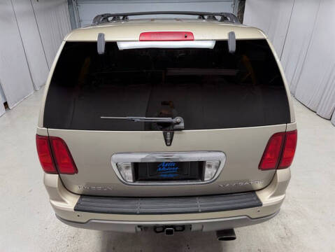 2004 Lincoln Navigator Luxury