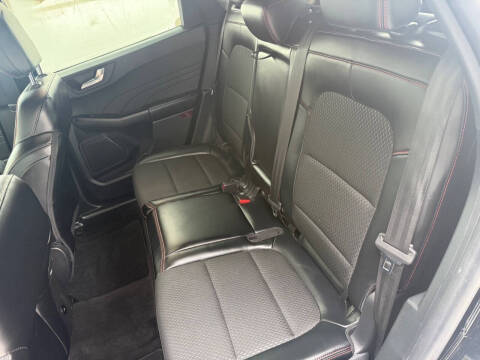 2025 Ford Escape ST-Line Select