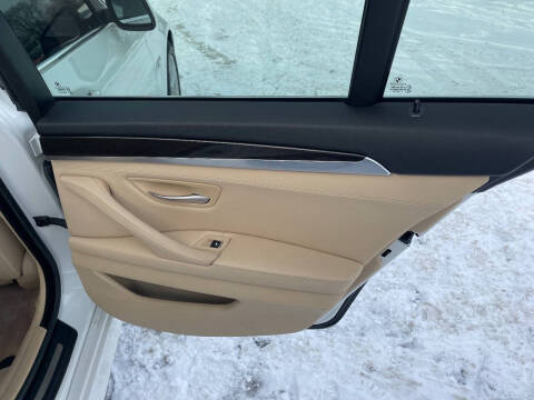 2013 BMW 5 Series 528i xDrive