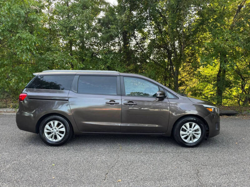 2016 Kia Sedona LX