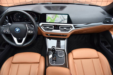 2022 BMW 3 Series 330e xDrive