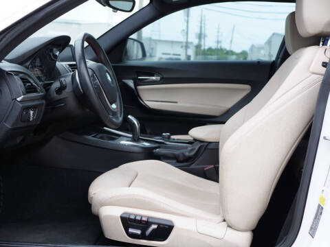 2017 BMW 2 Series 230i