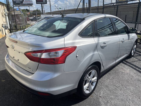 2014 Ford Focus SE