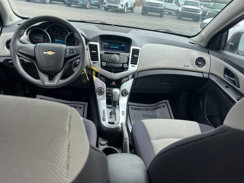 2015 Chevrolet Cruze LS Auto