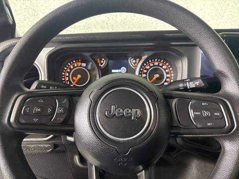 2025 Jeep Gladiator NightHawk