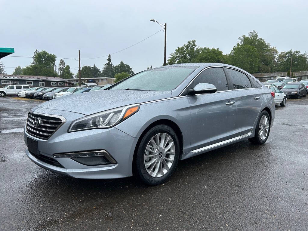 2015 Hyundai SONATA for sale at CASANOVA MOTORS in Milwaukie, OR