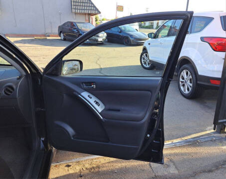 2004 Toyota Matrix XR