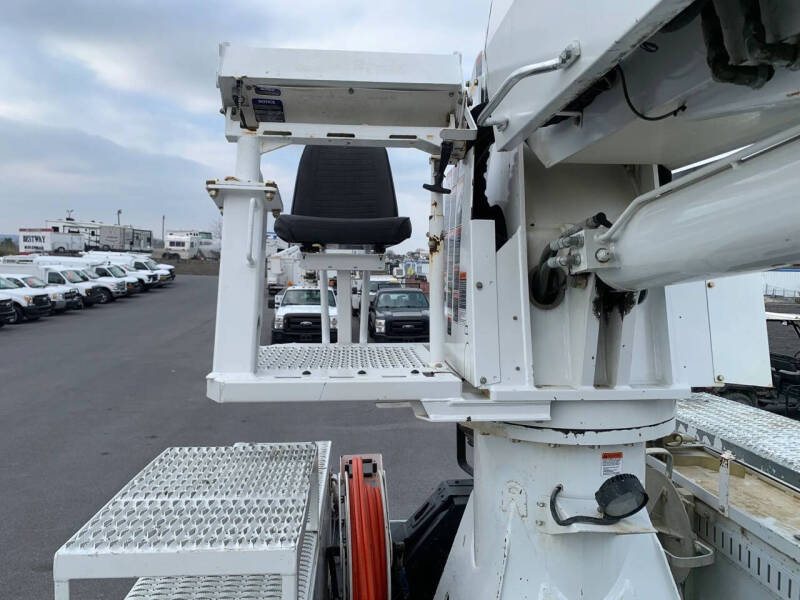2016 Freightliner M2 106