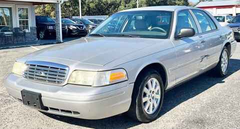 2006 Ford Crown Victoria for sale at Ca$h For Cars in Conway SC