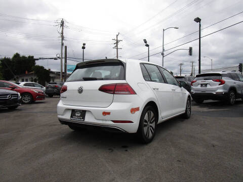 2019 Volkswagen e-Golf SE