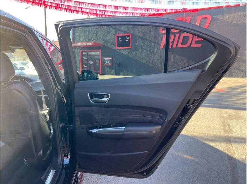 2019 Acura TLX