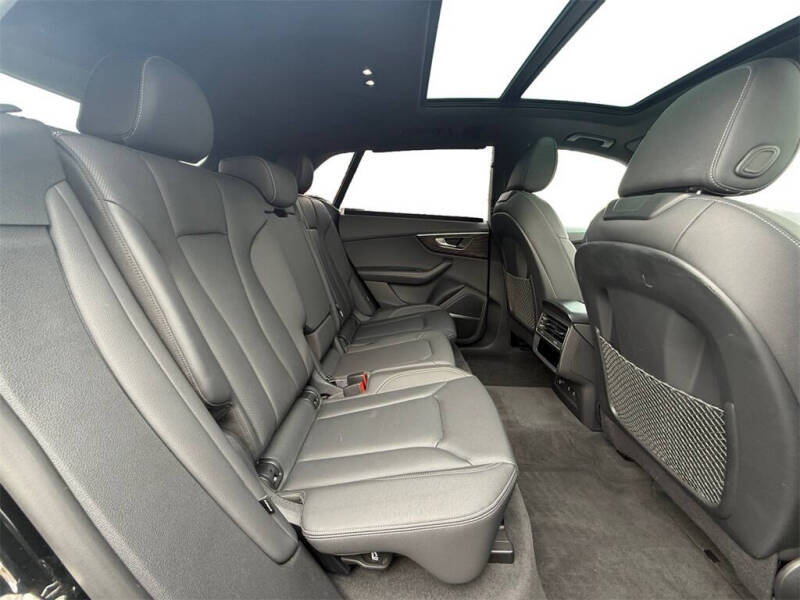 2023 Audi Q8 quattro Premium Plus 55 TFSI