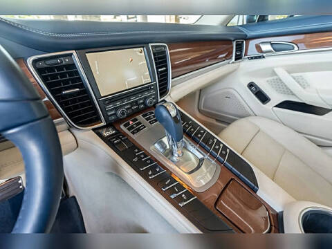 2011 Porsche Panamera