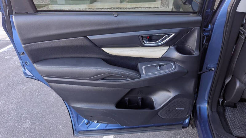 2022 Subaru Ascent Limited 8-Passenger