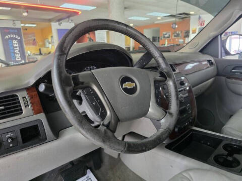 2011 Chevrolet Avalanche LT
