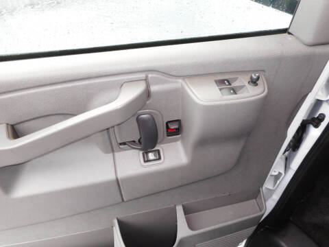 2017 Chevrolet Express LT 3500