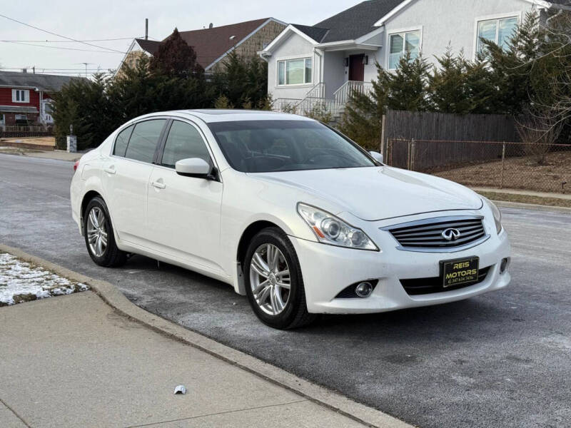 2013 Infiniti G37 Sedan x