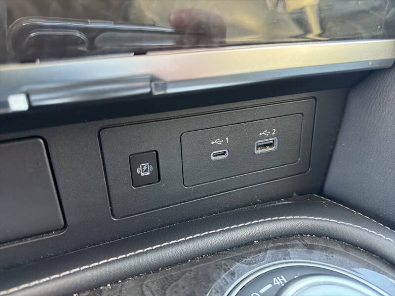 2024 Infiniti QX80 Luxe