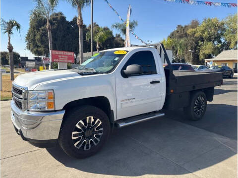 2013 Chevrolet Silverado 2500HD for sale at Dealers Choice Inc in Farmersville CA