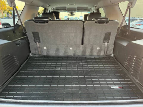 2016 Chevrolet Suburban LS