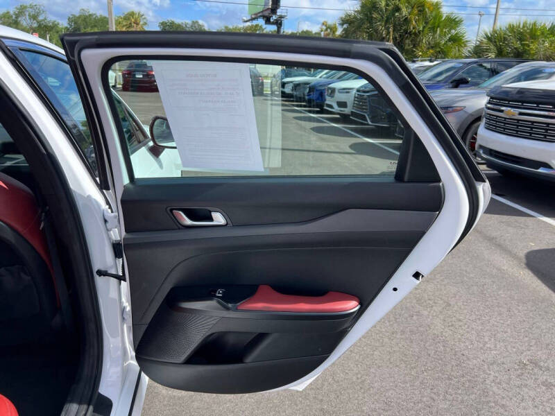 2022 Kia K5