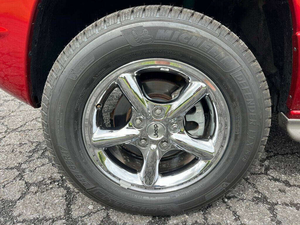 2002 Jeep Grand Cherokee 24