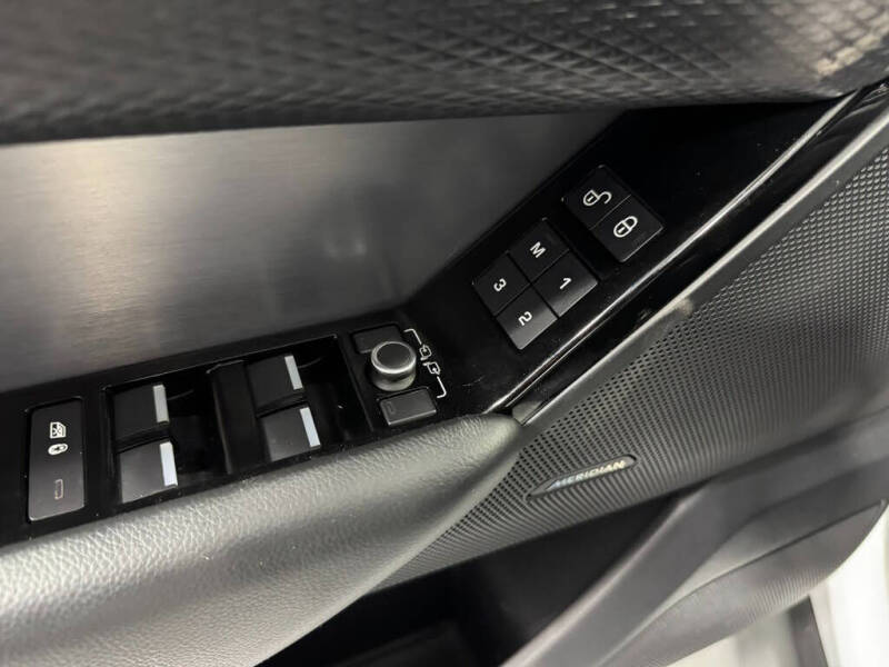 2020 Land Rover Range Rover Velar P250 R-Dynamic S