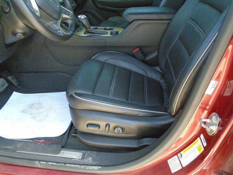 2017 GMC Acadia Denali